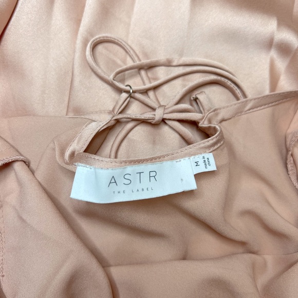 ASTR The‎ Label Blush Pink Satin Cowl Neck Slip Midi Dress Size Medium - Picture 7 of 8